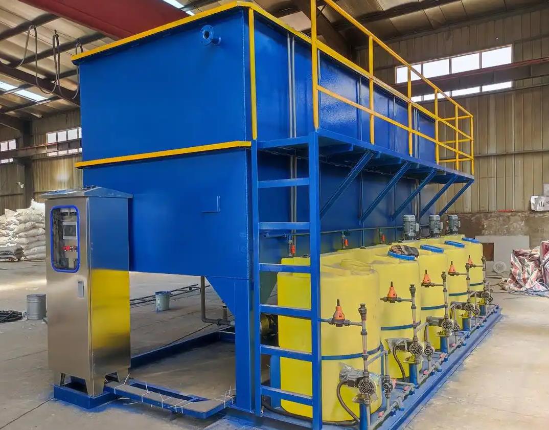 芬頓反應(yīng)器玻璃鋼與碳鋼材質(zhì)哪種好